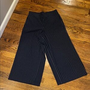 Chic Black Pinstripe Women's Cropped Pants